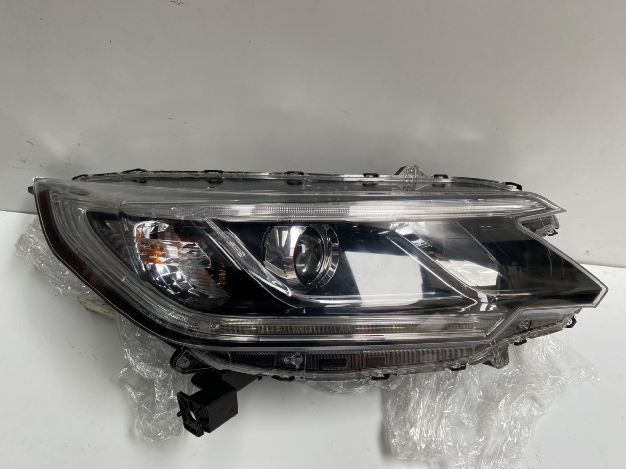 Đèn pha bên lái xe Honda CRV 2017